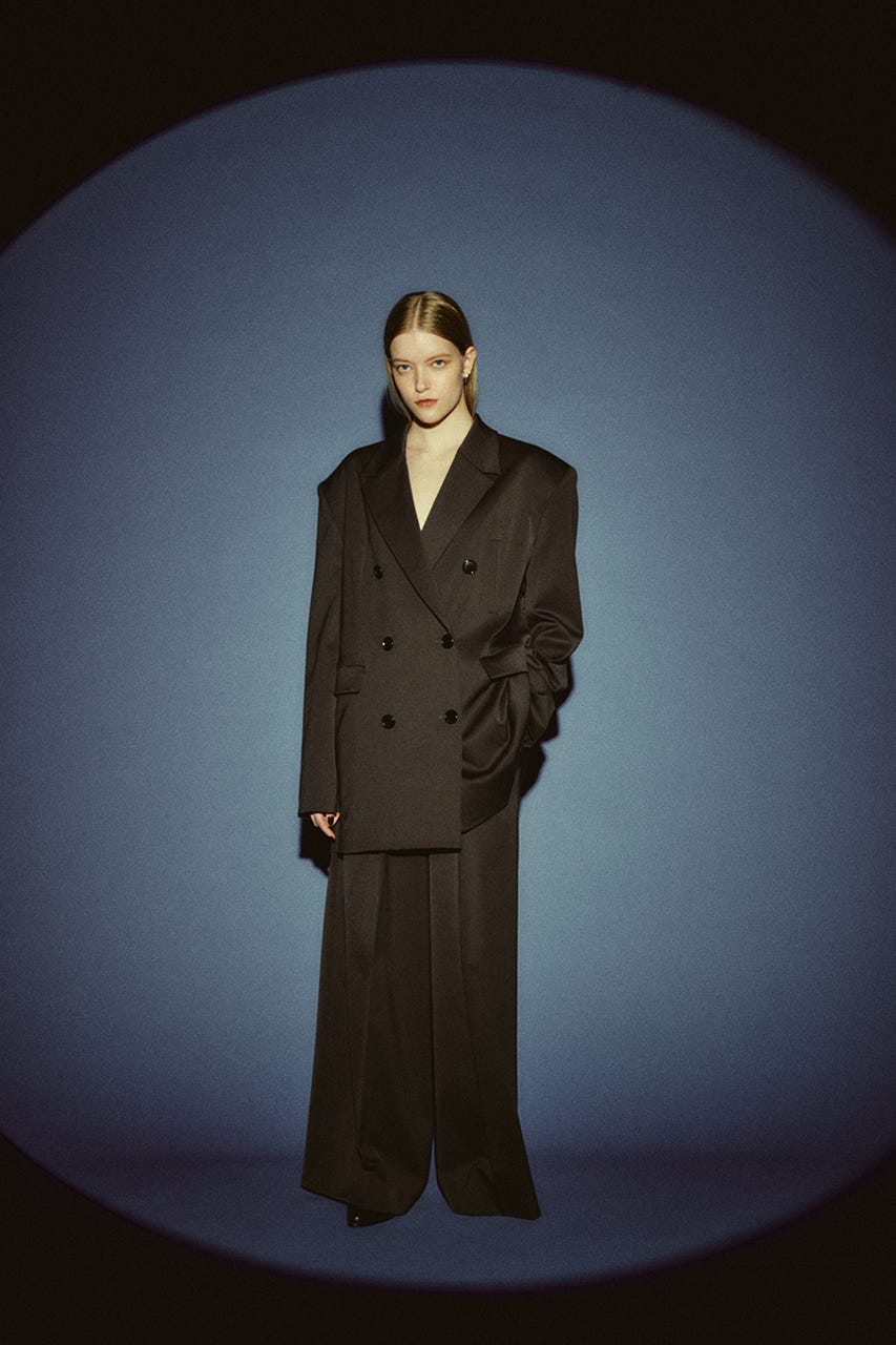 【26FW PRE ORDER】Straight shoulder jacket D/BRN 36