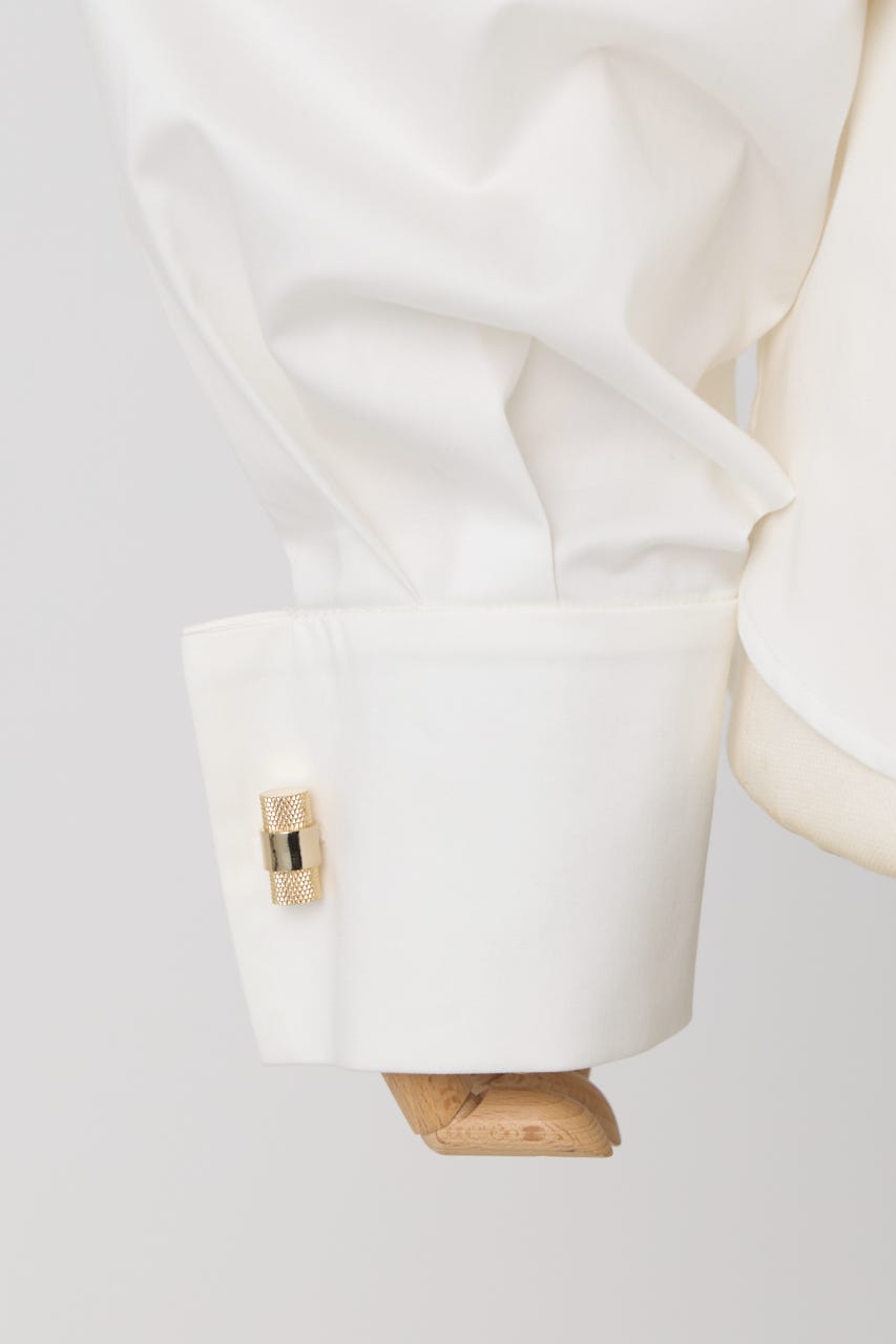 11/4- order start Cufflinks set SH WHT FREE