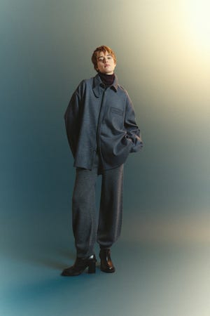【TRANQUILITY】TQ Chin strap unisex SH