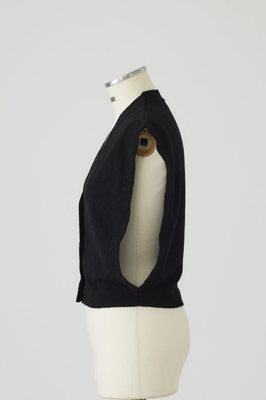 6/17- order start Compact knit vest BLK FREE