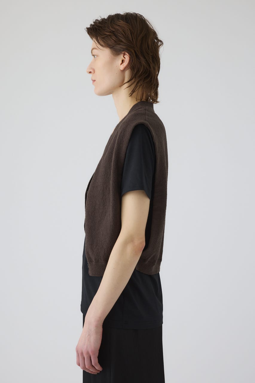 6/17- order start Compact knit vest BRN FREE