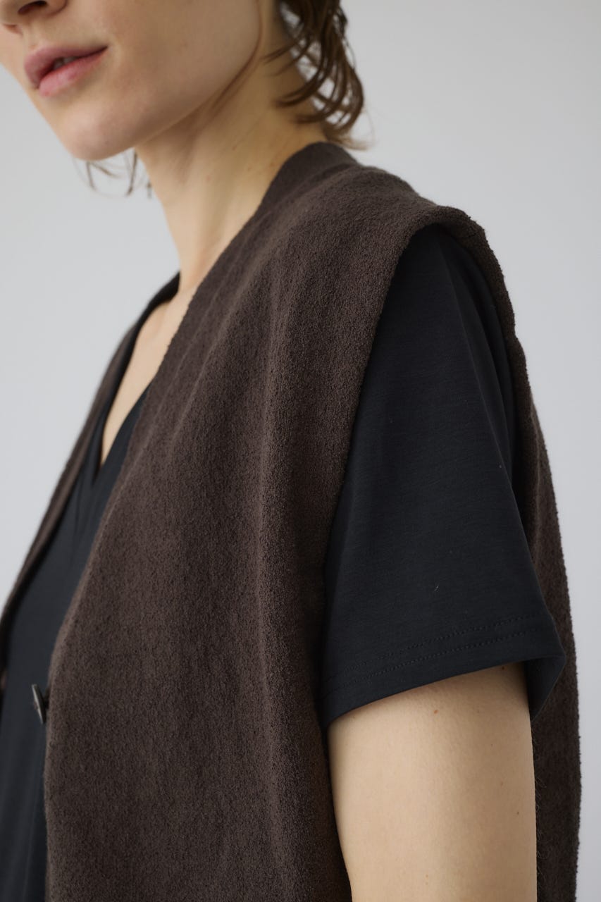 6/17- order start Compact knit vest BRN FREE