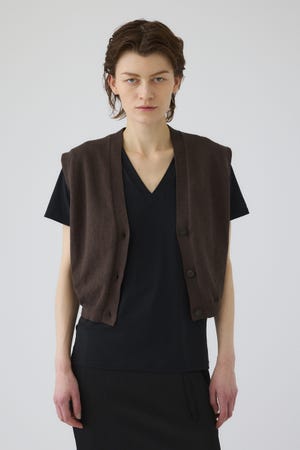 6/17- order start Compact knit vest