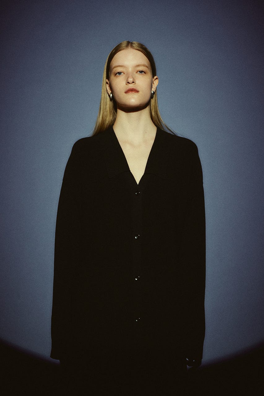 【26FW PRE ORDER】Pin-tuck long CD/OP BLK FREE