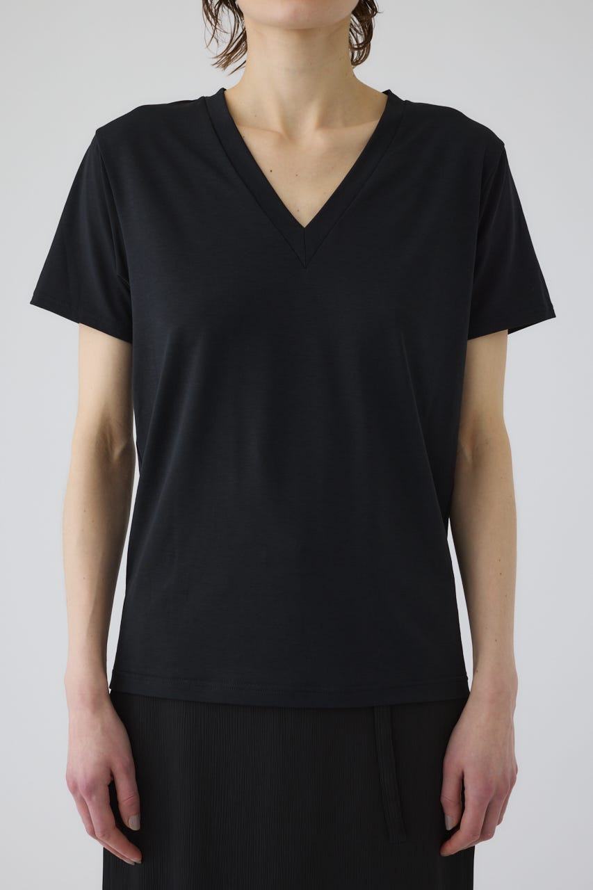 6/17- order start Smooth texture v-neck tee BLK FREE