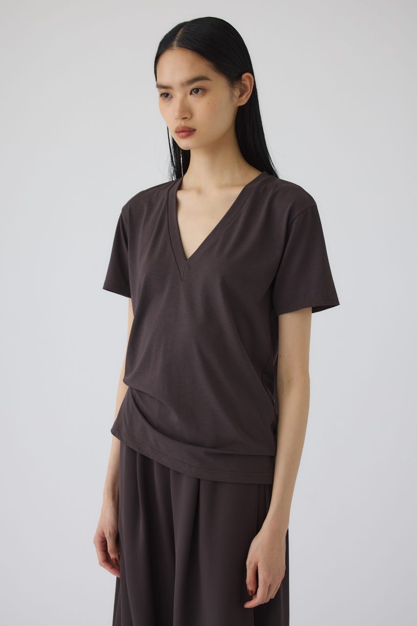 6/17- order start Smooth texture v-neck tee D/BRN FREE