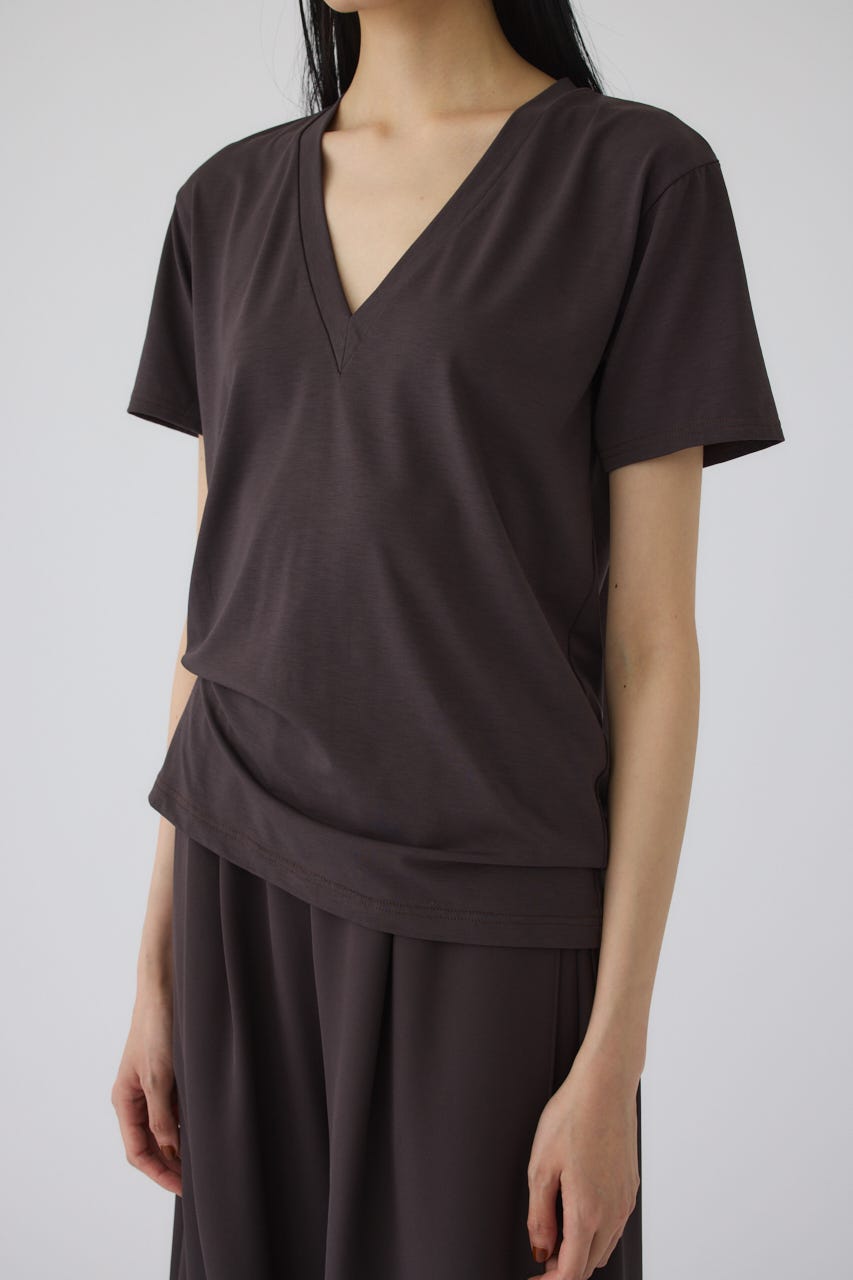 6/17- order start Smooth texture v-neck tee D/BRN FREE