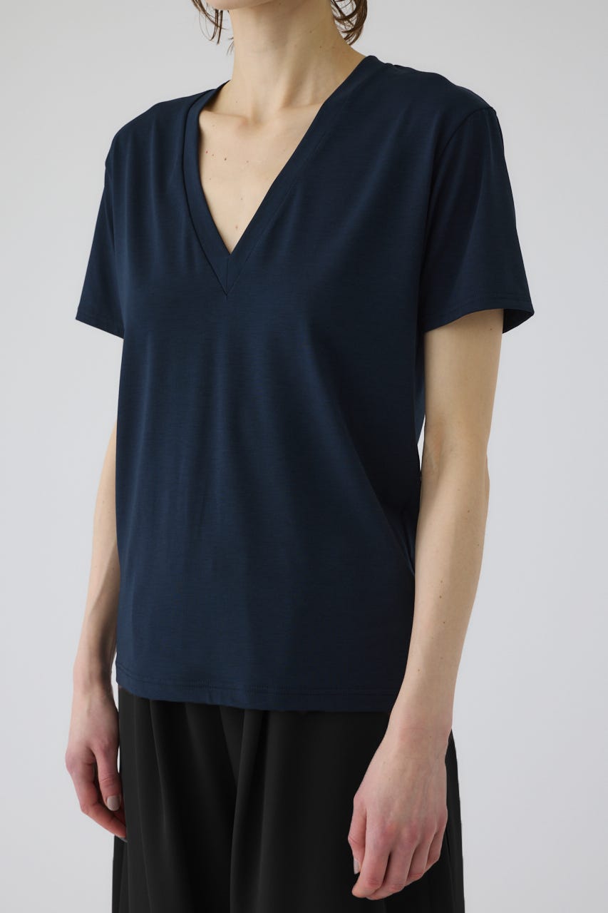 6/17- order start Smooth texture v-neck tee NVY FREE