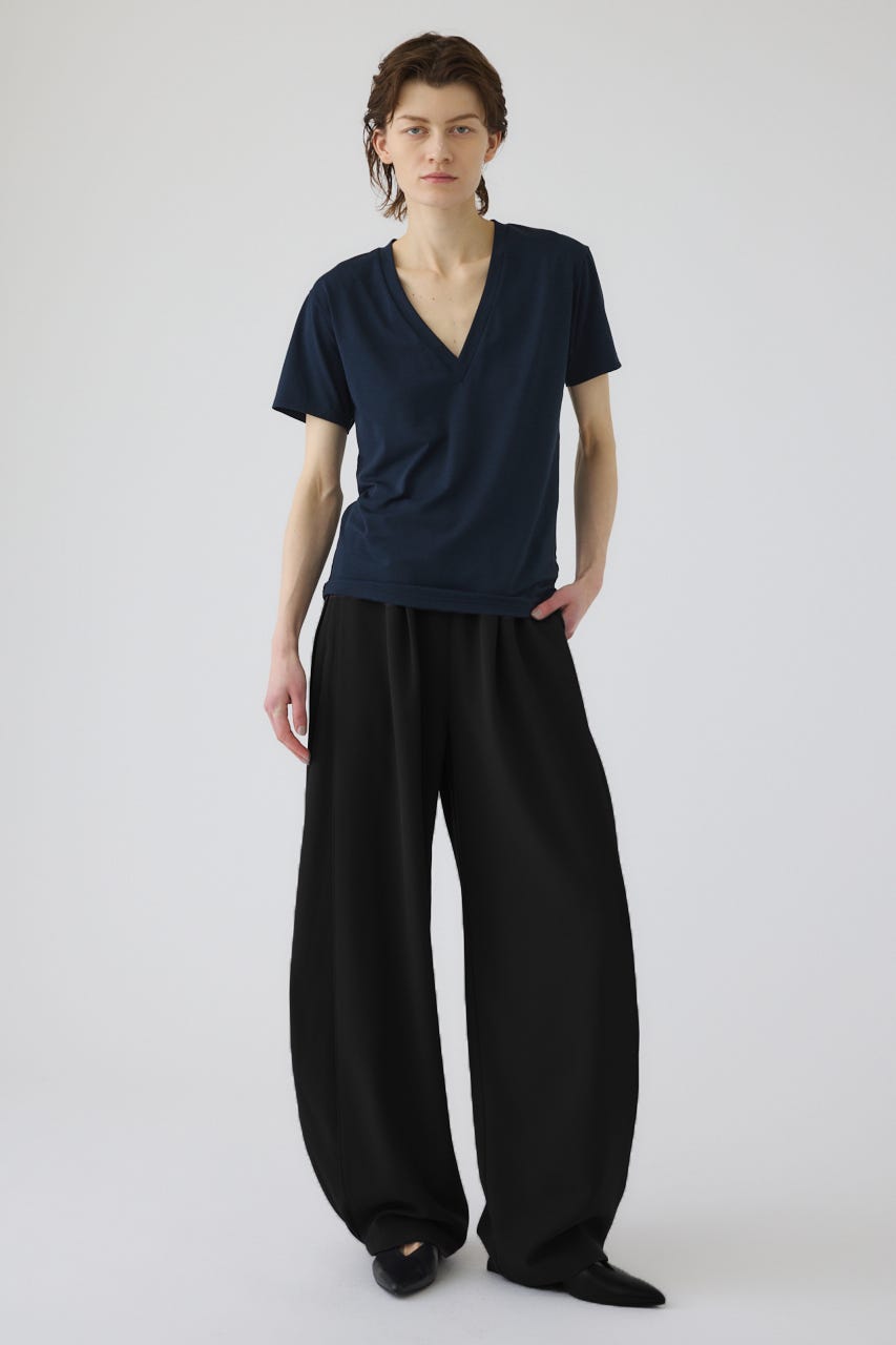 6/17- order start Smooth texture v-neck tee NVY FREE