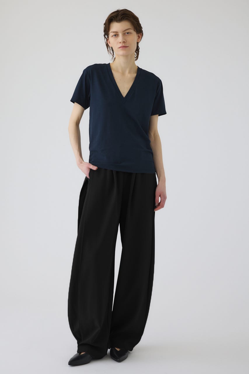 6/17- order start Smooth texture v-neck tee NVY FREE