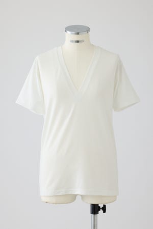 6/17- order start Smooth texture v-neck tee