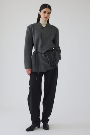 Metal belt box jacket