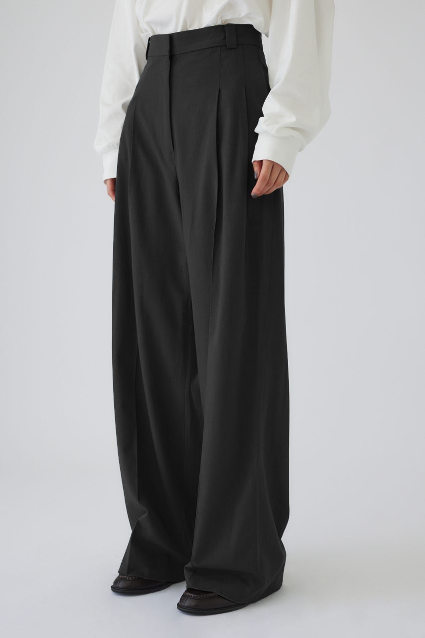 Loose slacks BLK 36