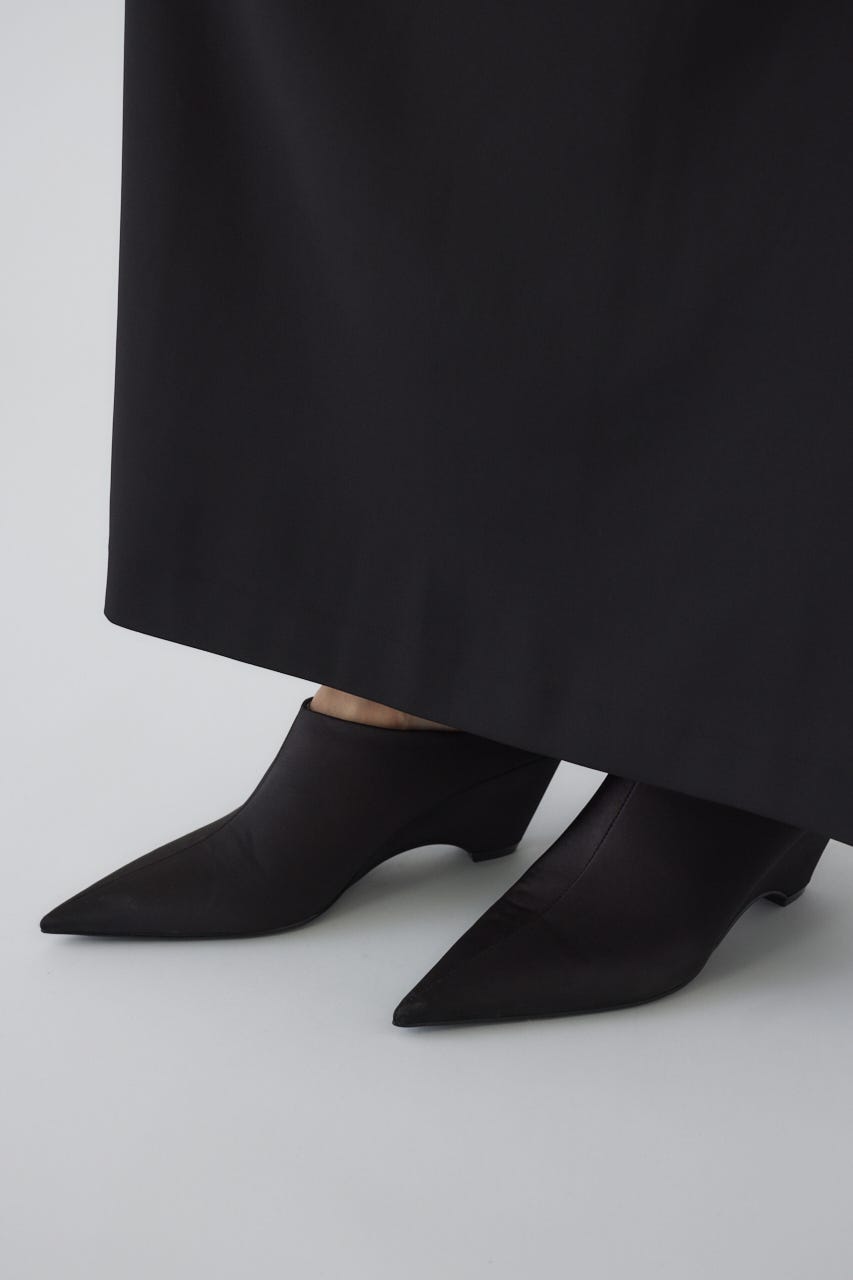 1/1- order start Pointed satin mule BLK 36