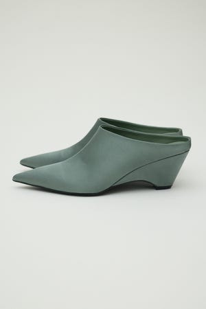 1/1- order start Pointed satin mule