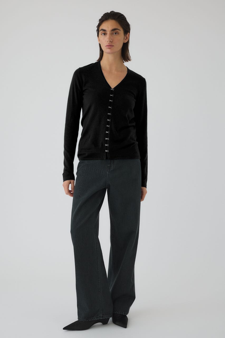 1/1- order start Many hook V neck tops BLK FREE