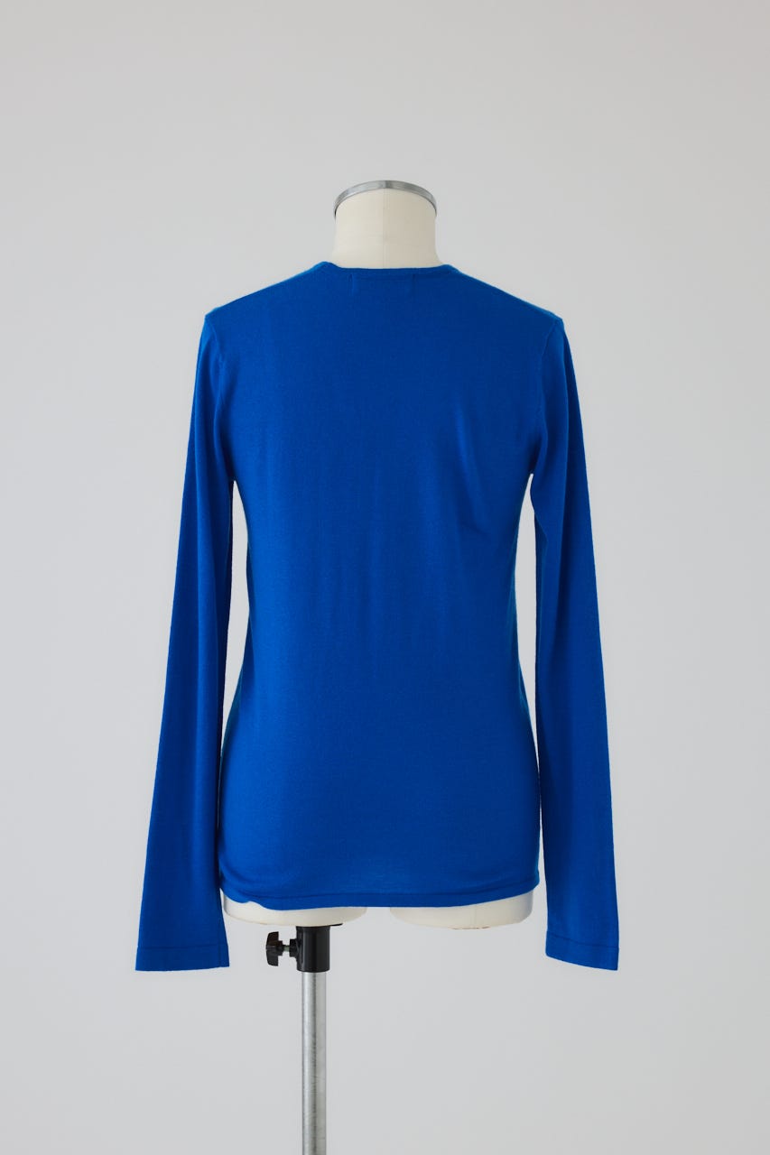 1/1- order start Many hook V neck tops BLU FREE
