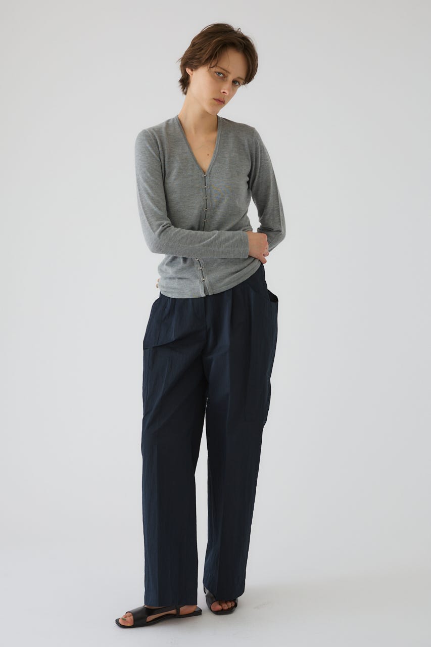 Many hook V neck tops GRY FREE