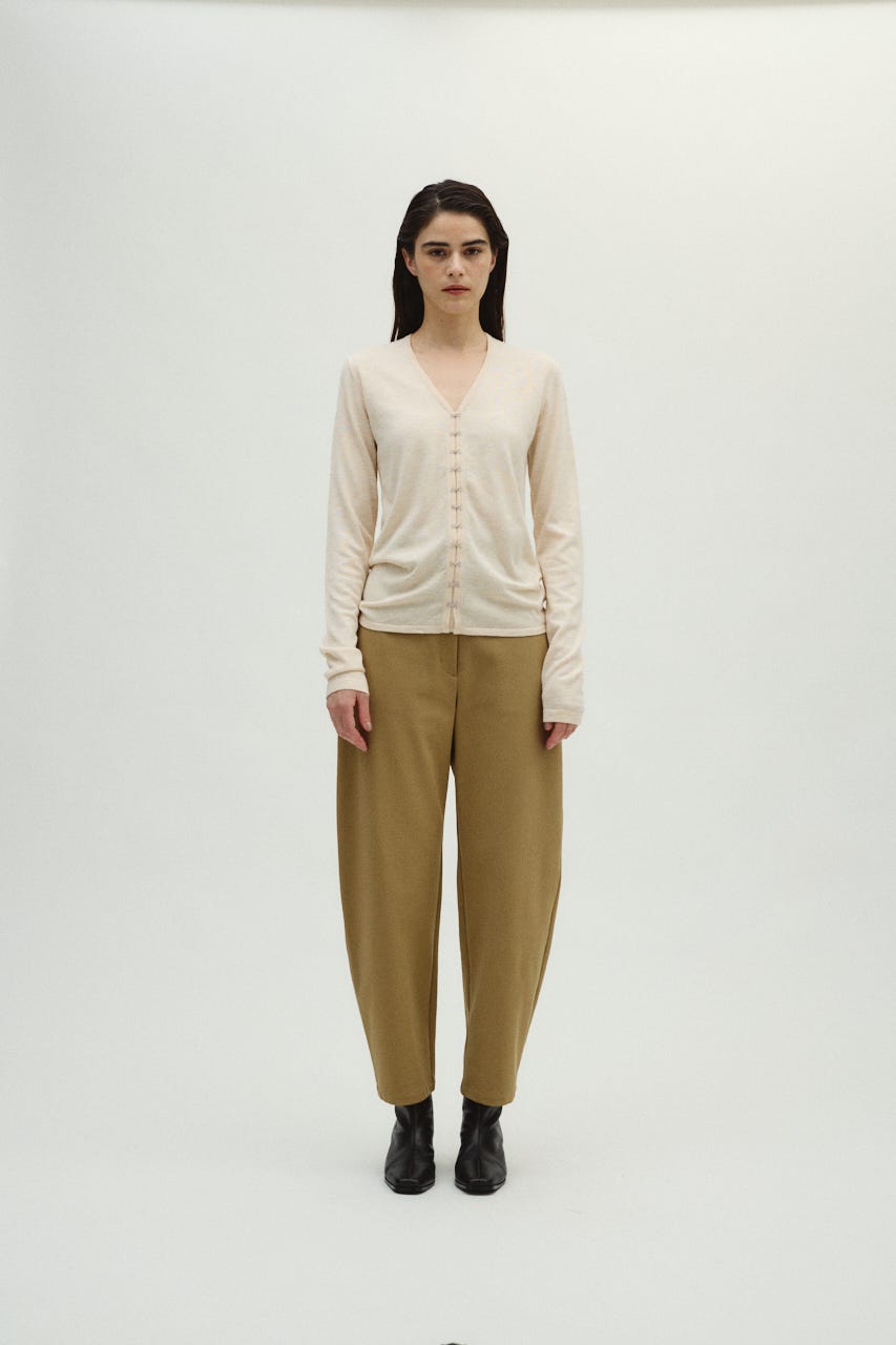 1/1- order start Many hook V neck tops L/BEG FREE