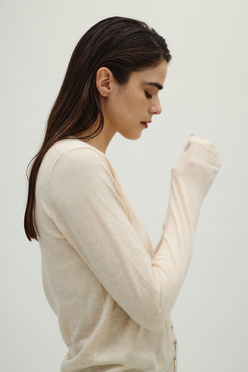 1/1- order start Many hook V neck tops L/BEG FREE