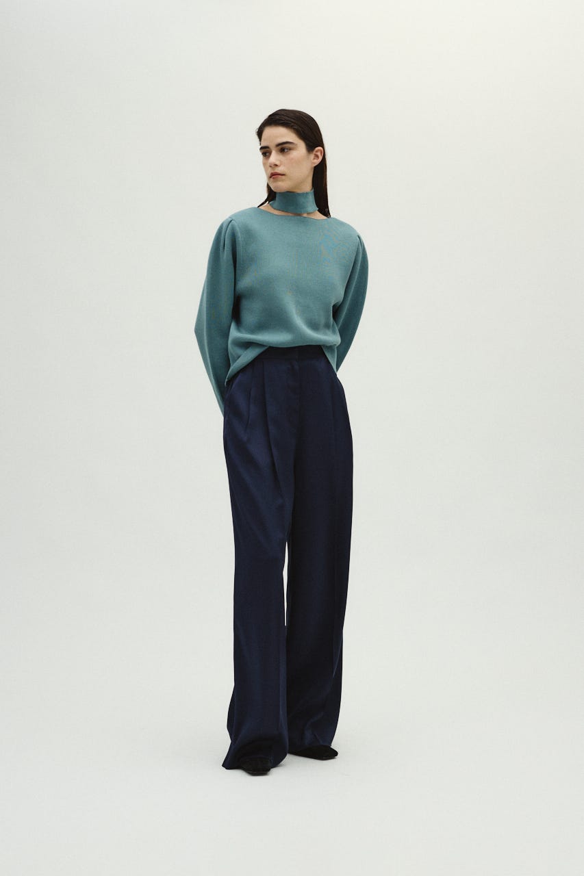 12/17- order start Neck parts knit tops BLU FREE