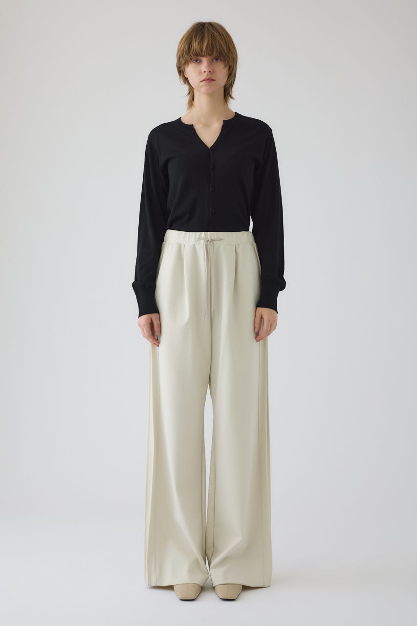 Comfortable compact C/D BLK FREE