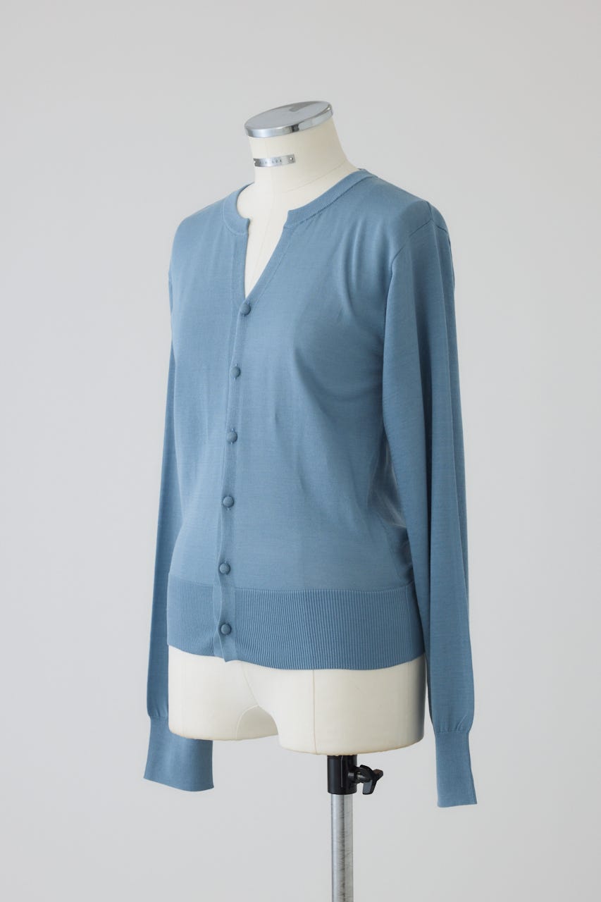 Comfortable compact C/D L/BLU FREE