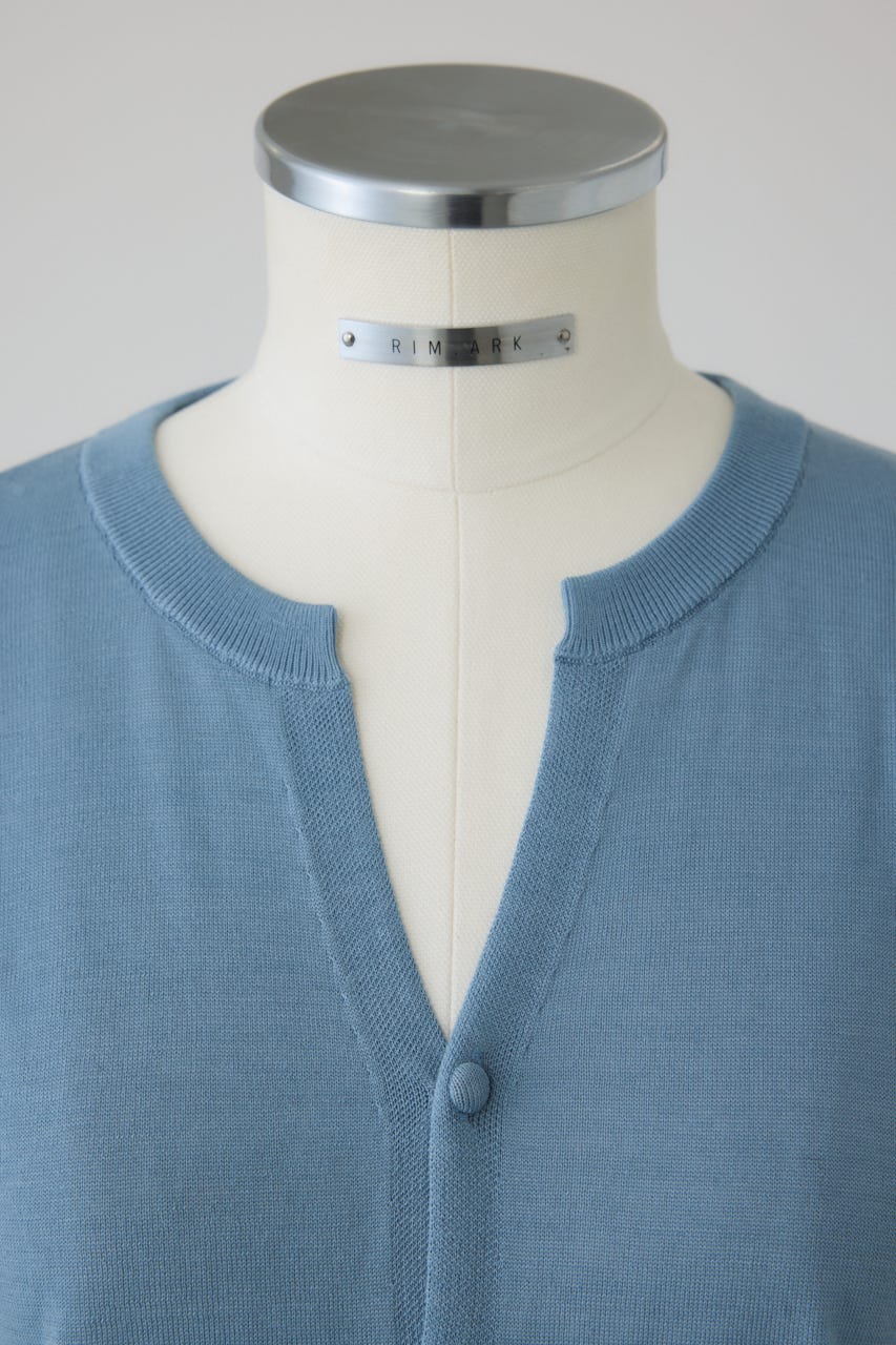 Comfortable compact C/D L/BLU FREE