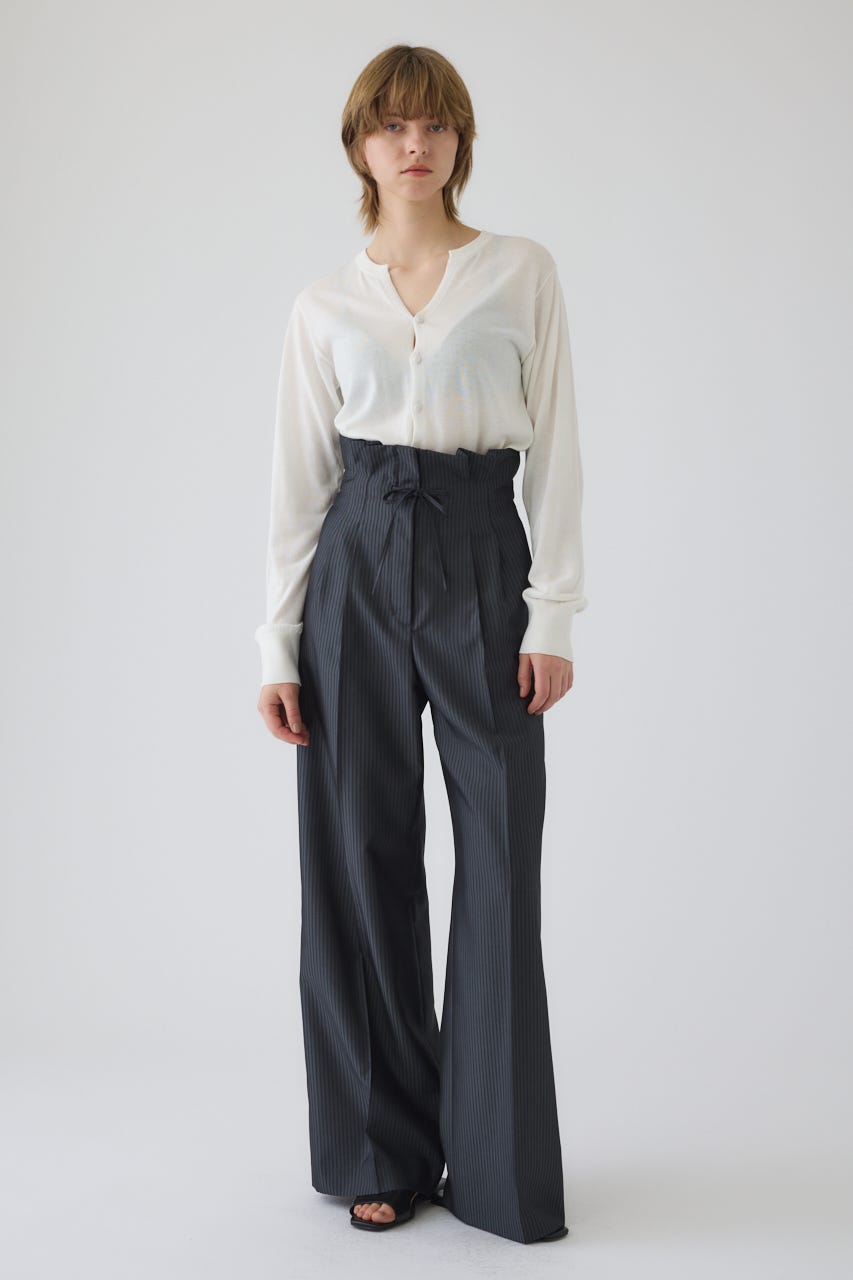 Comfortable compact C/D WHT FREE