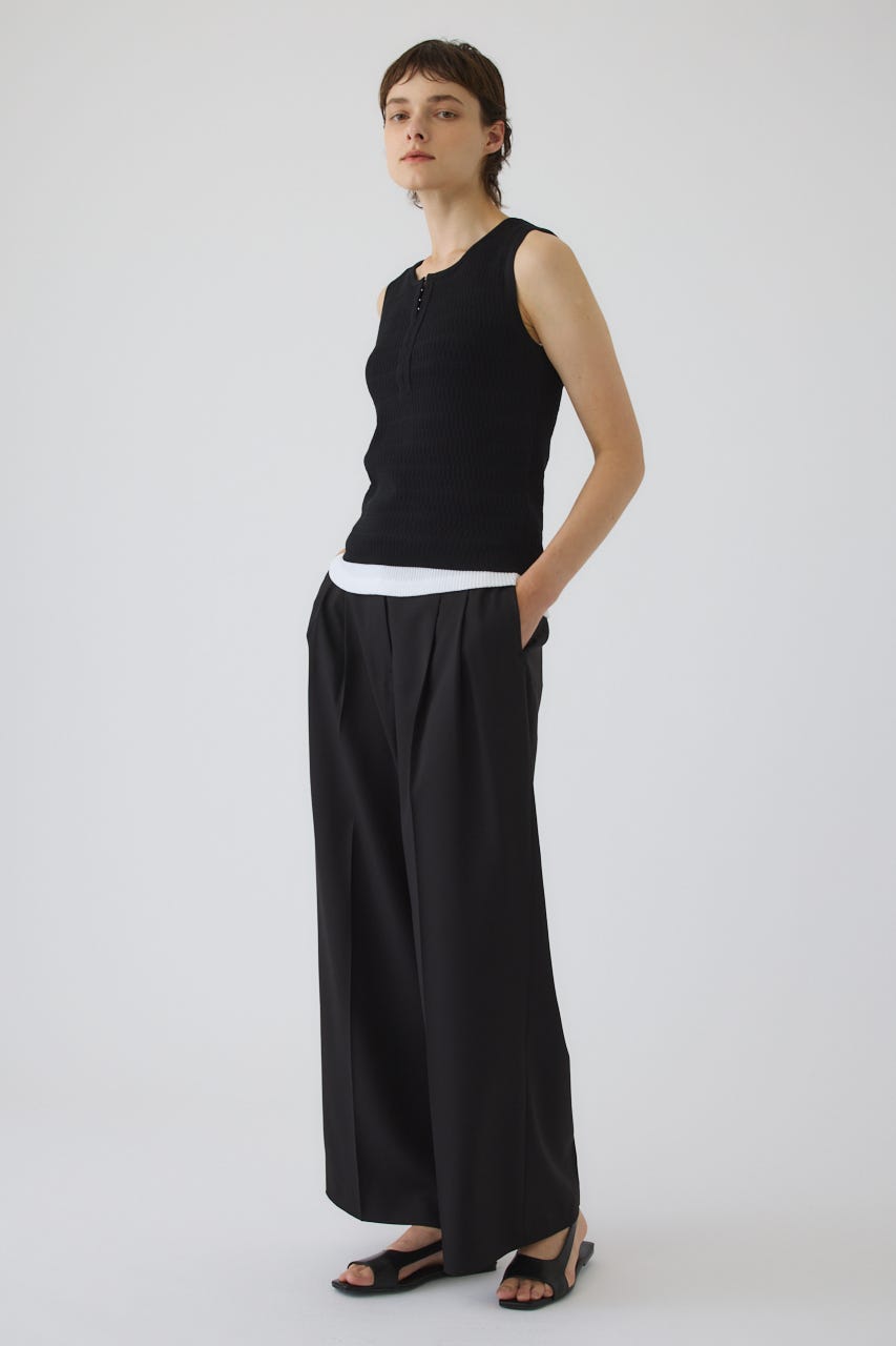 Round neck hook tank BLK FREE
