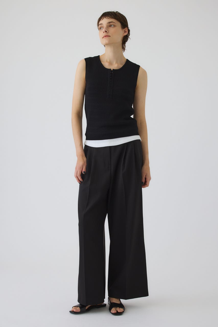 Round neck hook tank BLK FREE