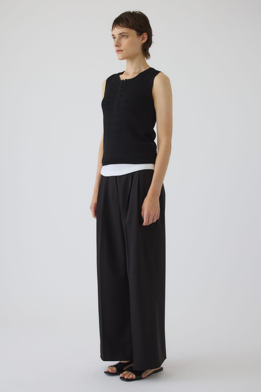 Round neck hook tank BLK FREE