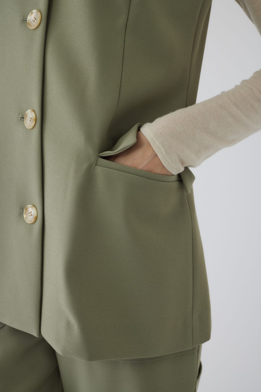 2/4- order start Classy sleeveless tops L/KHA FREE