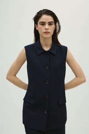 2/4- order start Classy sleeveless tops