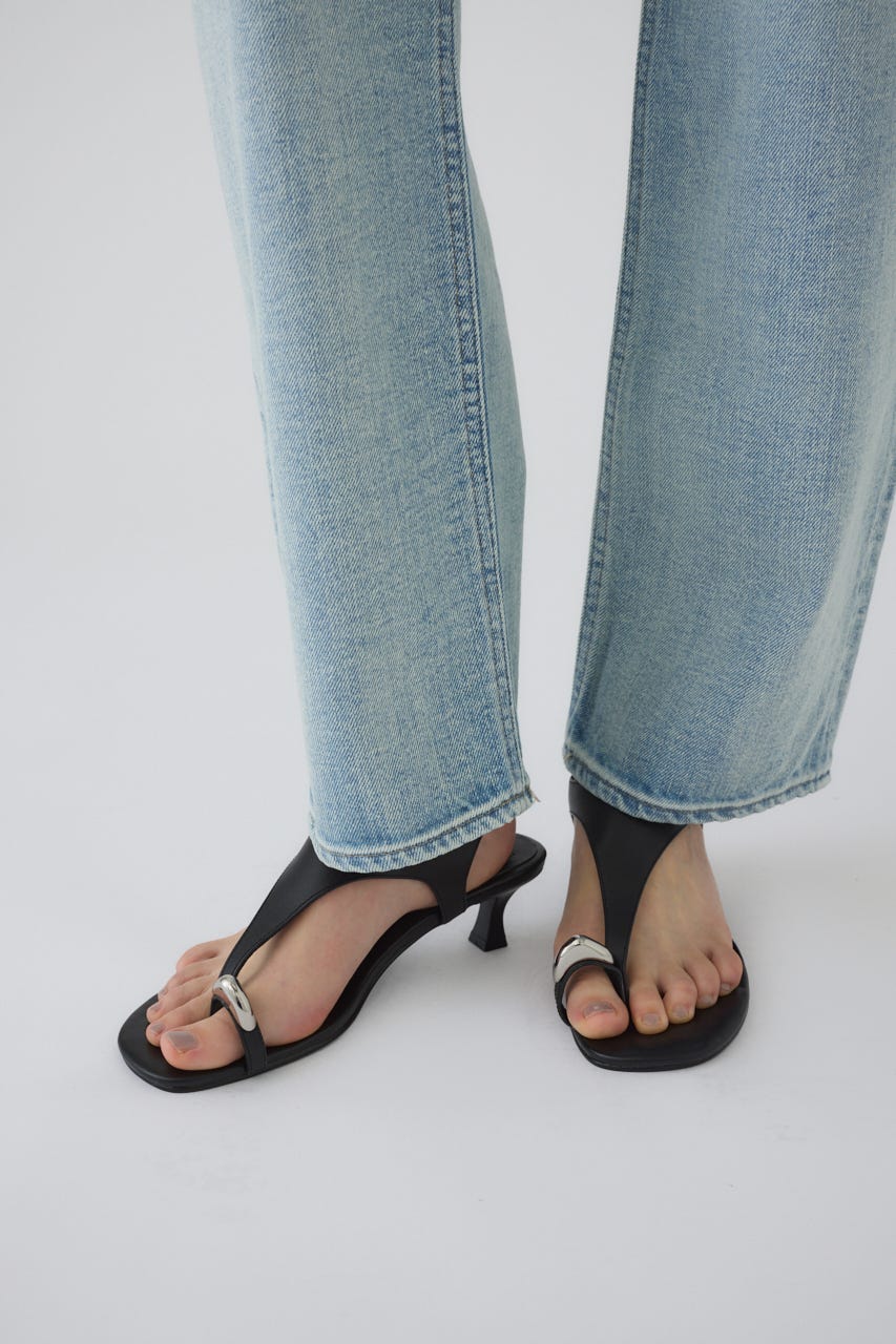 5/1- order start Motif toe thong sandal BLK 39