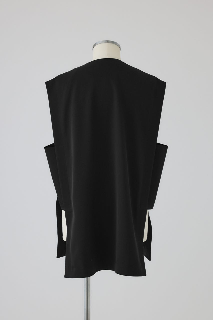 2/4- order start Sharp neck cape BLK FREE