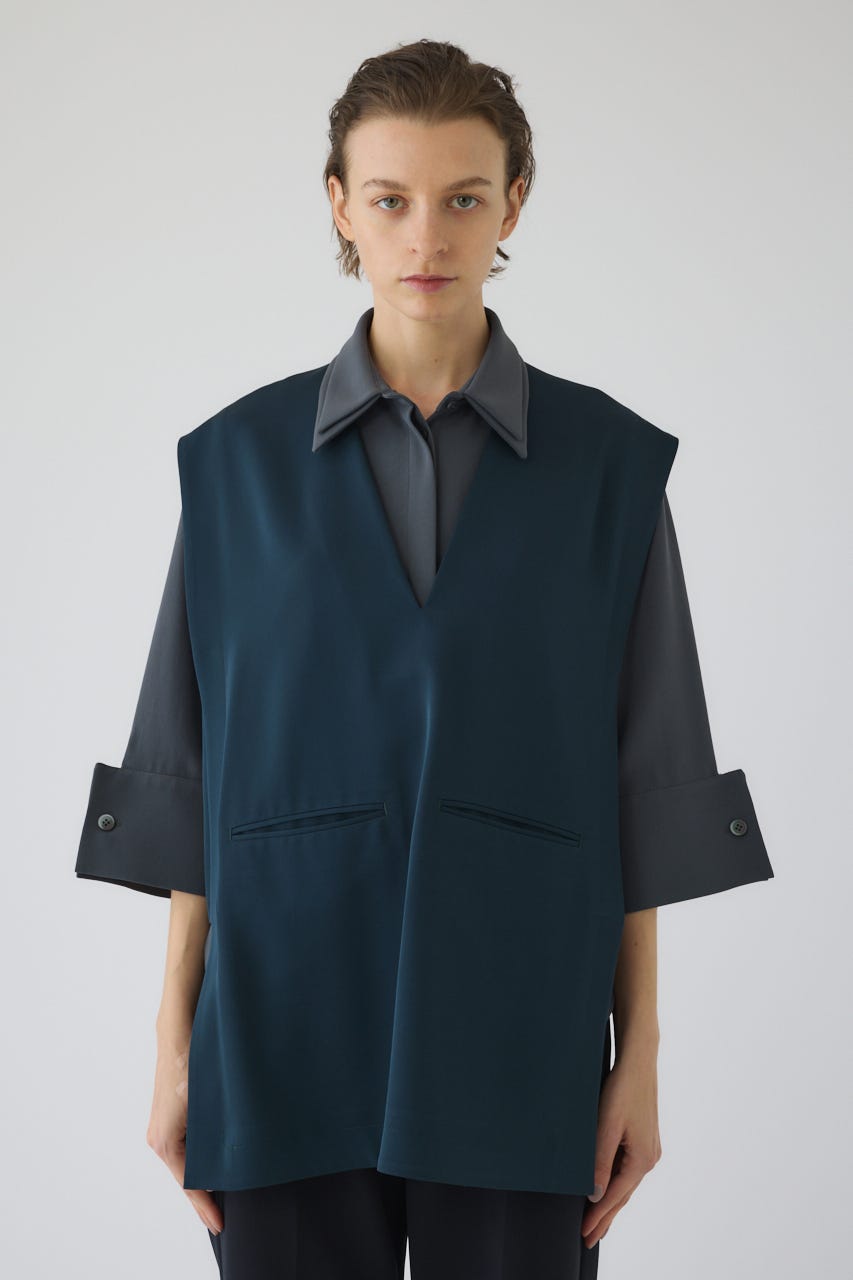 2/4- order start Sharp neck cape D/GRN FREE