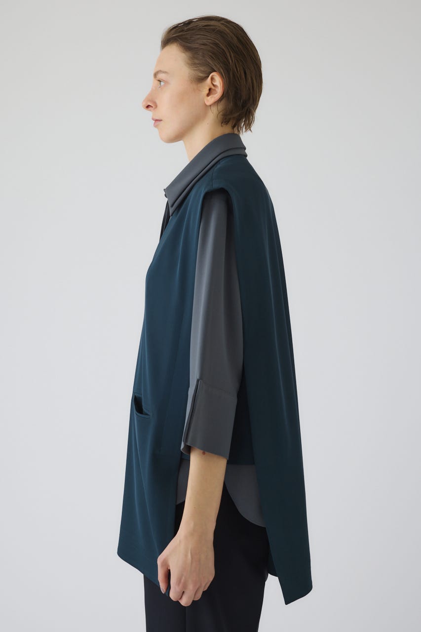 2/4- order start Sharp neck cape D/GRN FREE