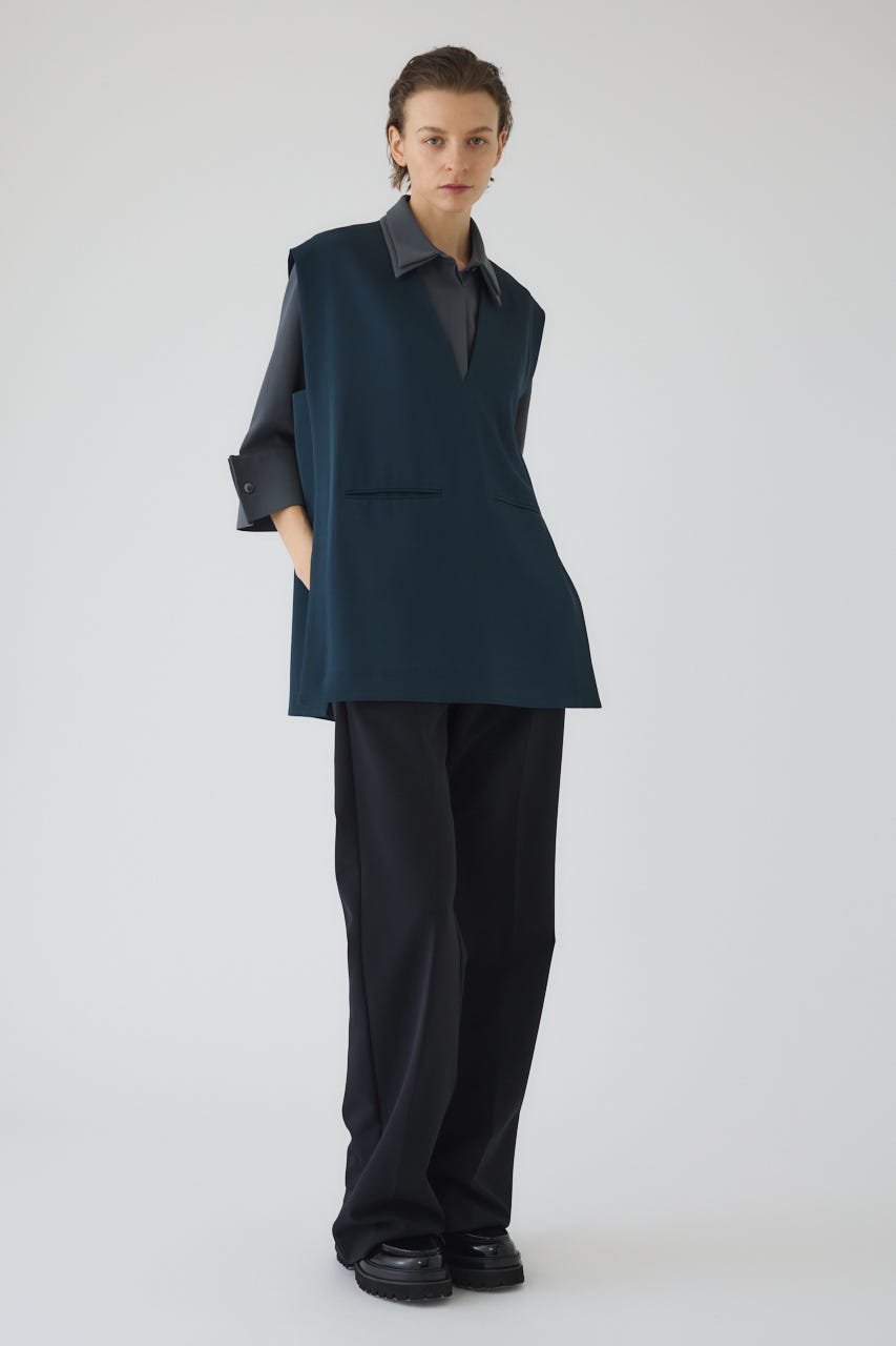 2/4- order start Sharp neck cape D/GRN FREE