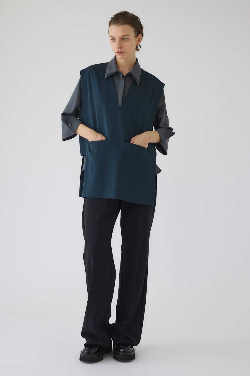 2/4- order start Sharp neck cape D/GRN FREE