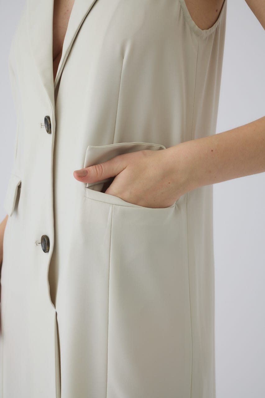 5/1- order start Halter neck tailored dress L/BEG 36