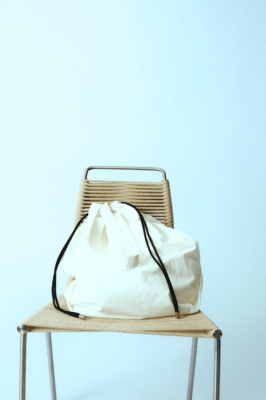 4/15- order start Vacation big bag WHT FREE