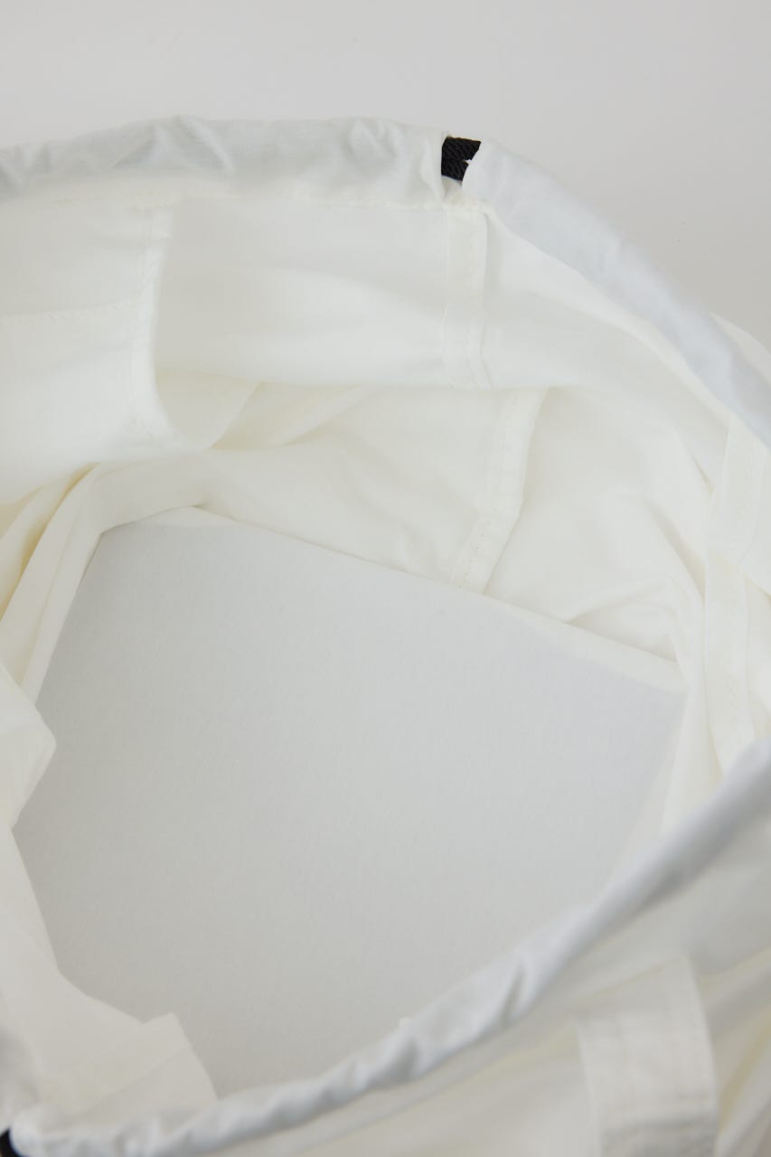 4/15- order start Vacation medium bag WHT FREE