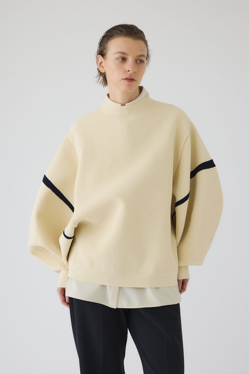 2/4- order start Volume sleeve design knit tops O/WHT FREE