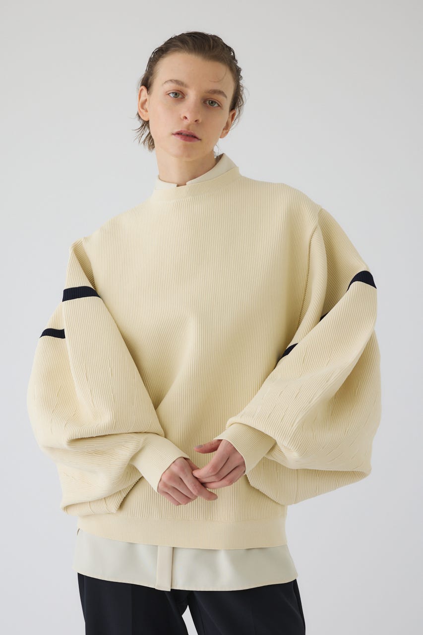 2/4- order start Volume sleeve design knit tops O/WHT FREE