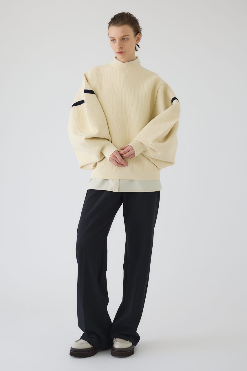 2/4- order start Volume sleeve design knit tops O/WHT FREE