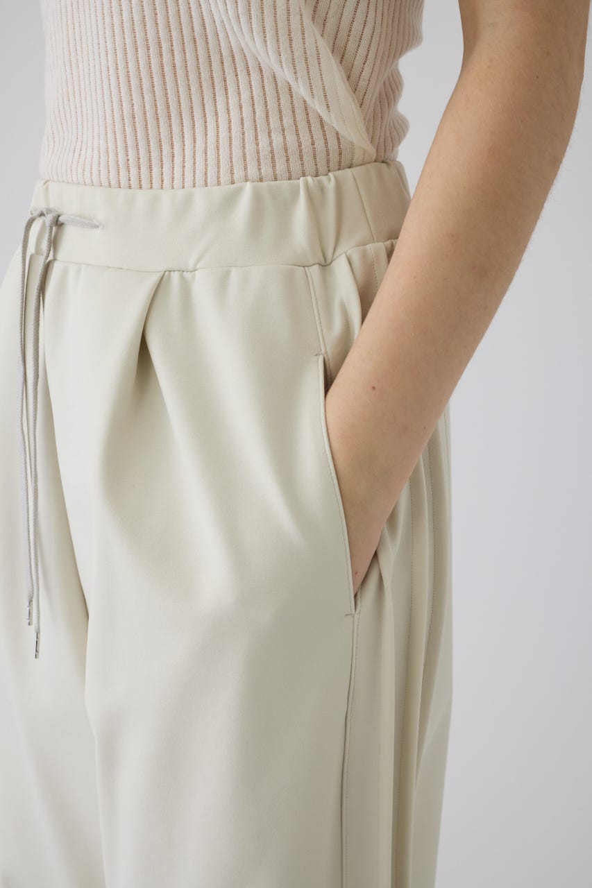 Side tuck sporty PT L/BEG 40