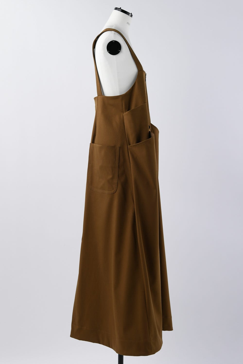 big-pockets strap skirt CAM M