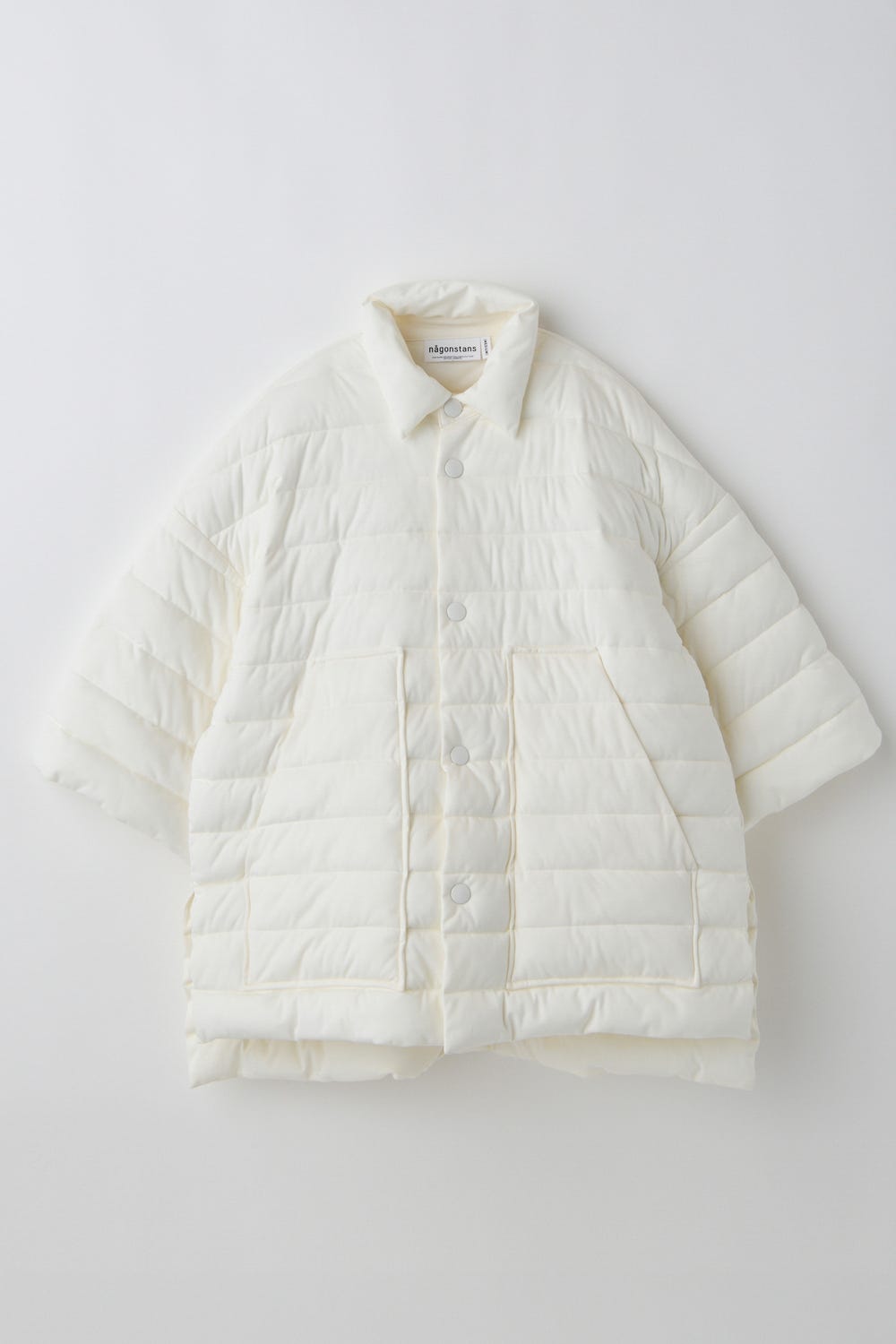 ナゴンスタンス ホワイトシャツ nagonstans（ナゴンスタンス）の「ソフトフライス off Shoulder