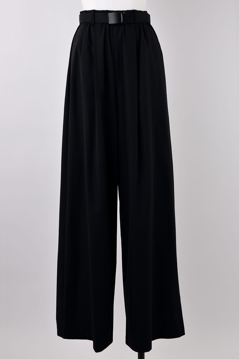 ナゴンスタンス パンツ　美品　M 黒 nagonstans(ナゴンスタンス)｜ソフトシェルタフタ タックPKT PT